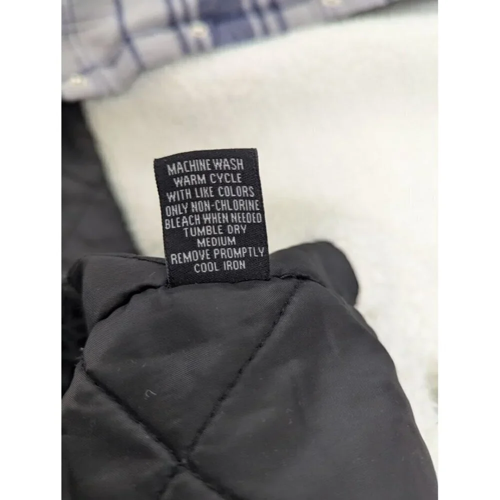 AmericaWare Men's XL sherpa lined flannel, snap closure, gray and blue plaid